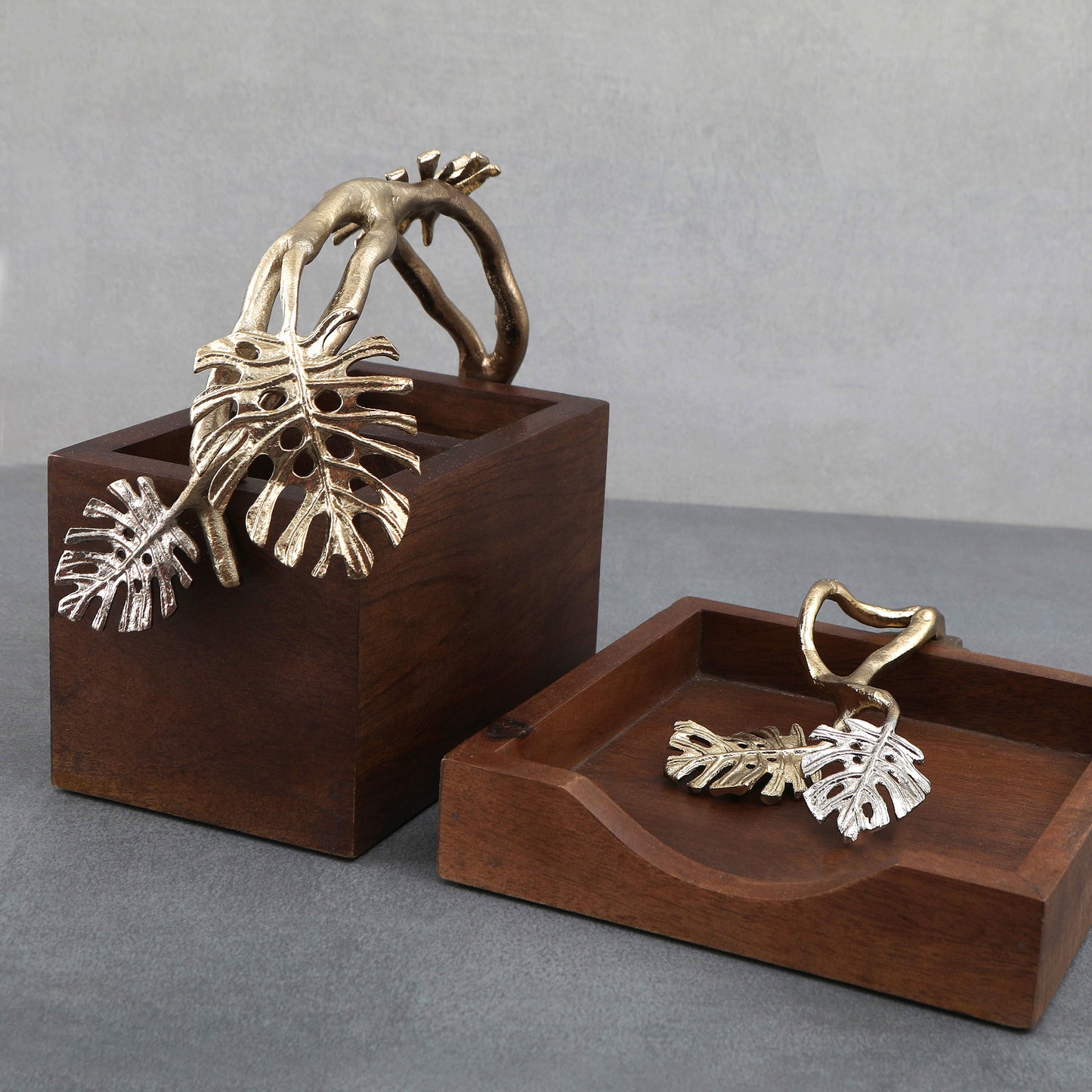 Hand Made Montera Leaf Brown Tissue And Cutlery Holder