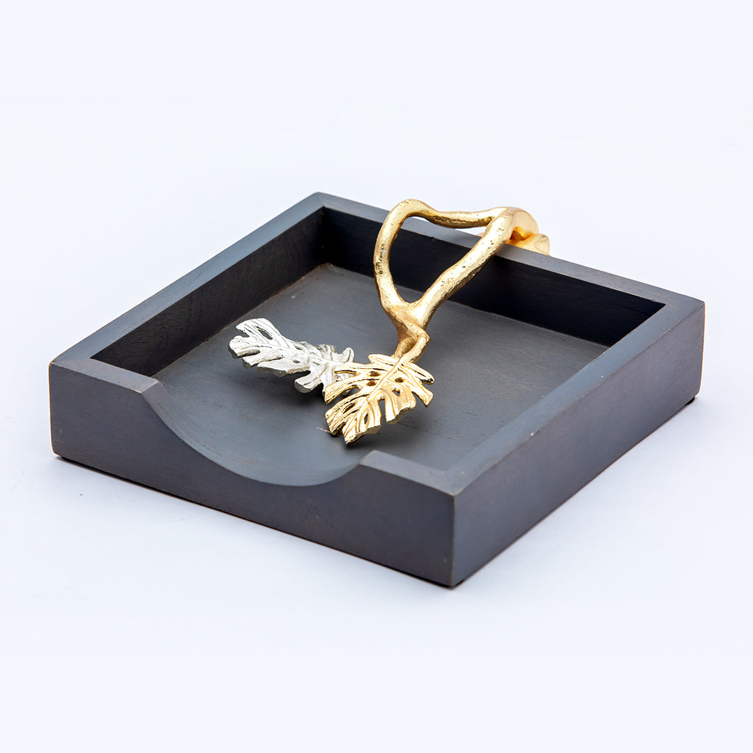 Monstara grey wooden tissue holder