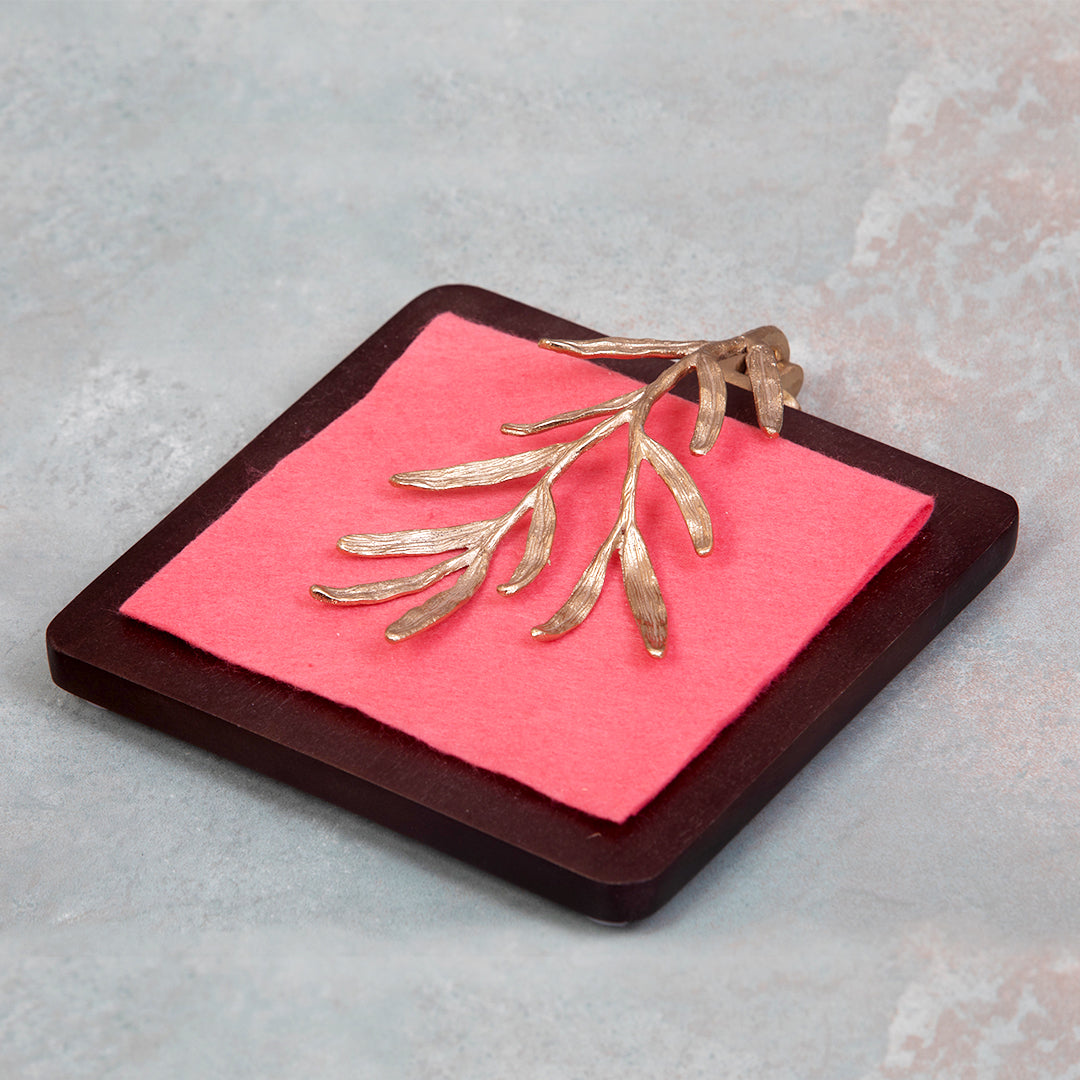 Palm leaf wooden cutlery & tissue holder set