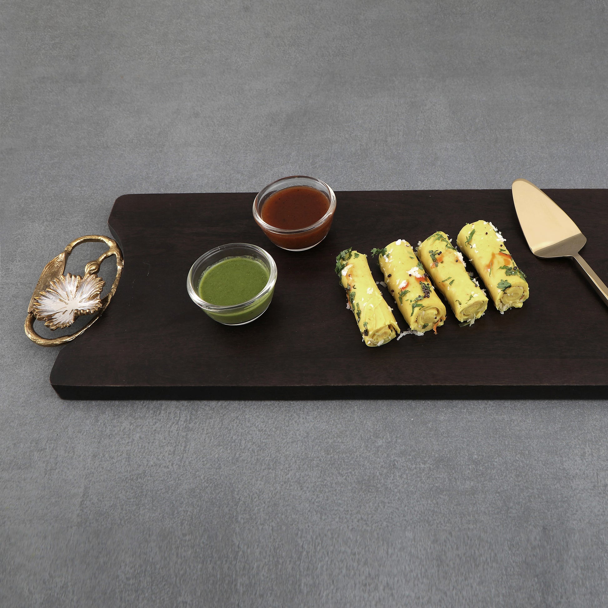 Dianthrus Wooden Hand Made Cheese Board 