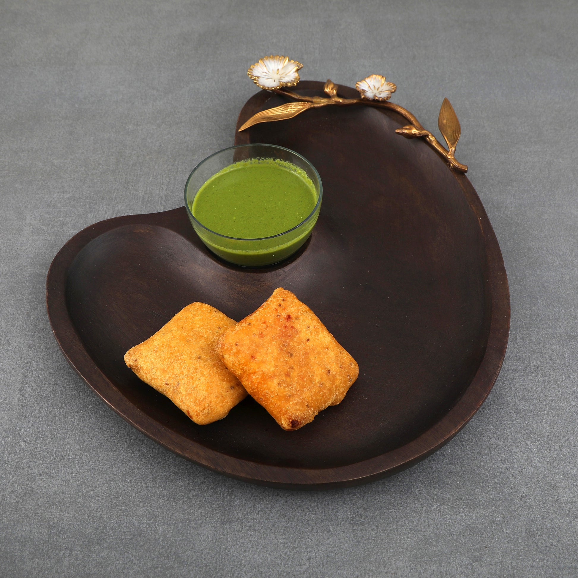 Dainthrus Wooden Hand Made Platter