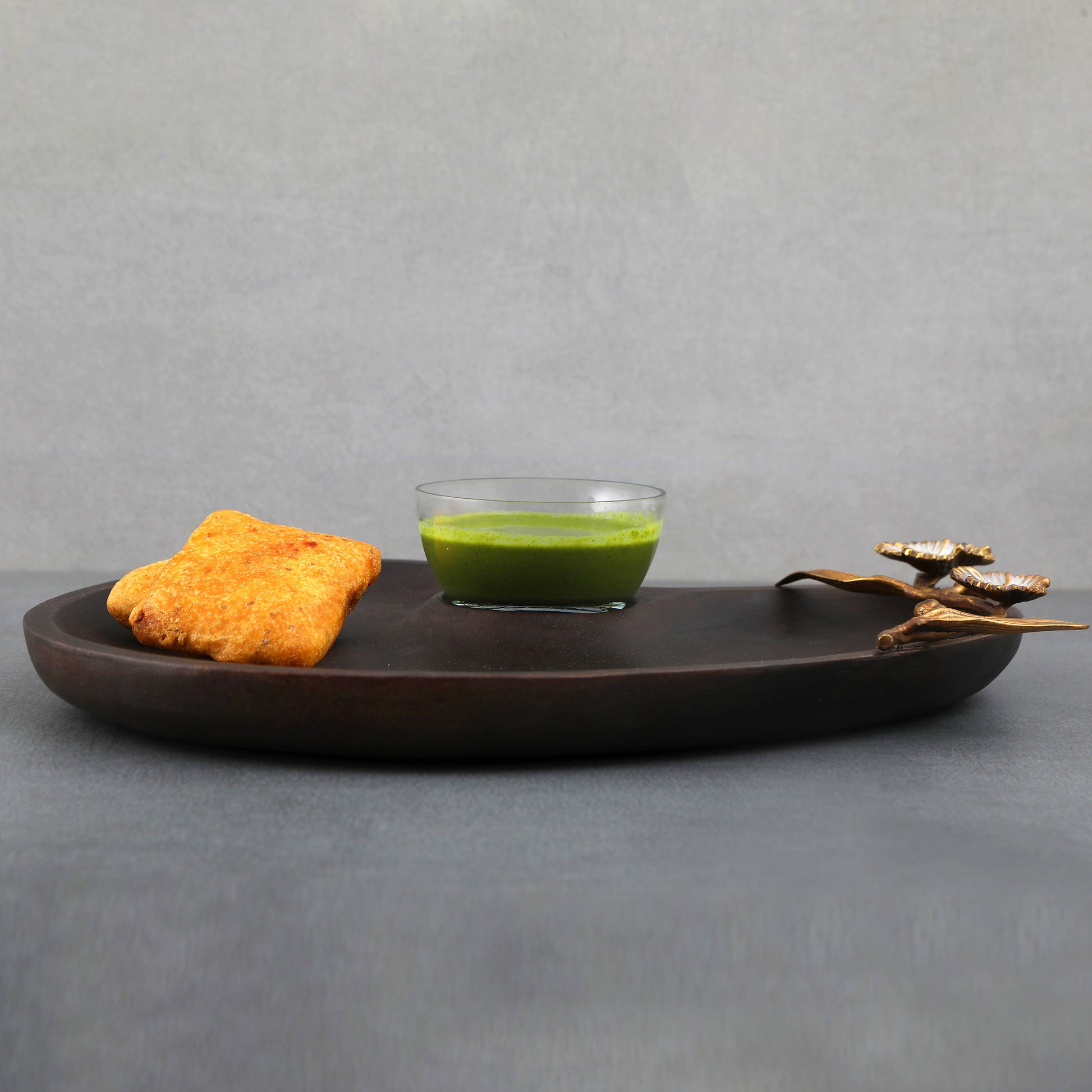 Dainthrus Wooden Hand Made Platter