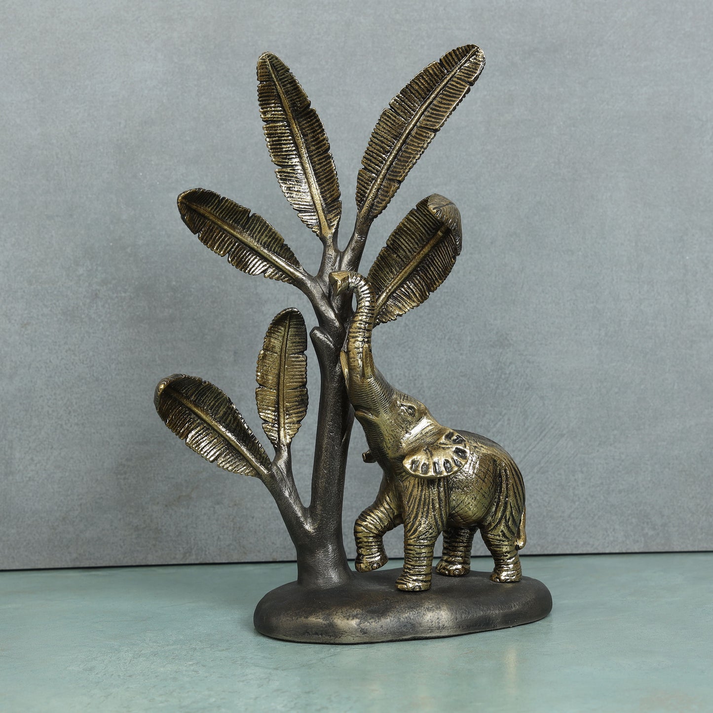 Elephant Center Piece
