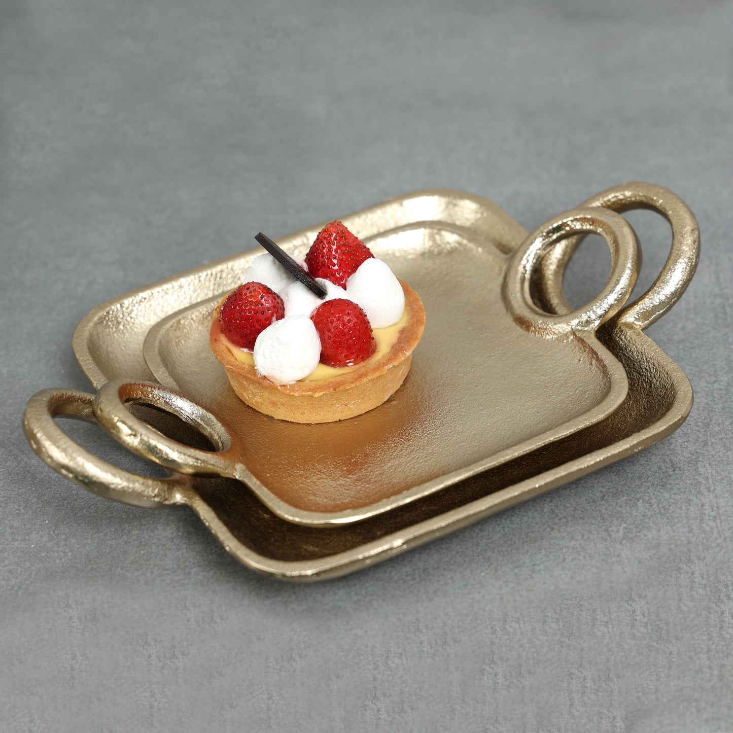 Gold Alloy Platter Set of 2