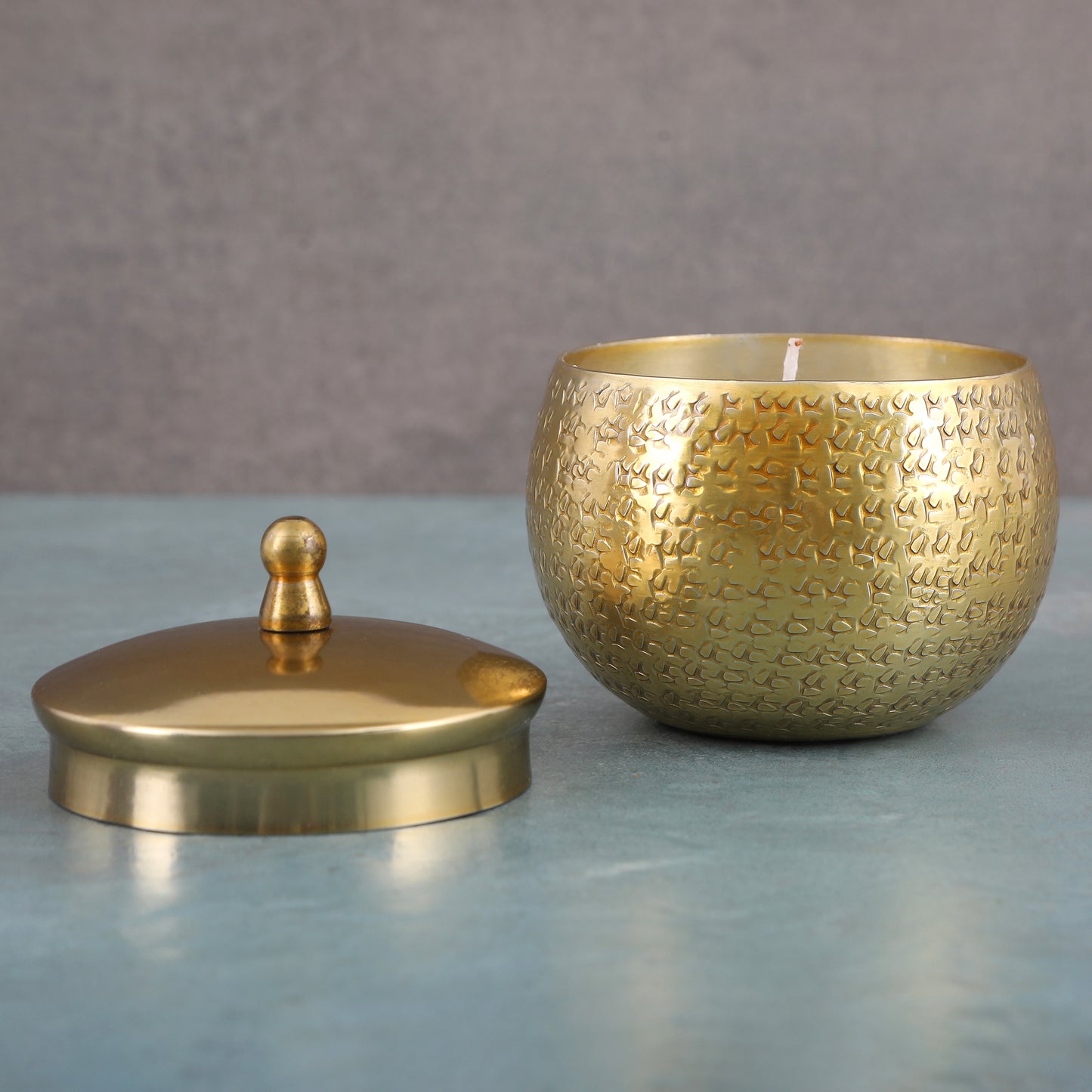 Aroma Hand Made Gold Candles