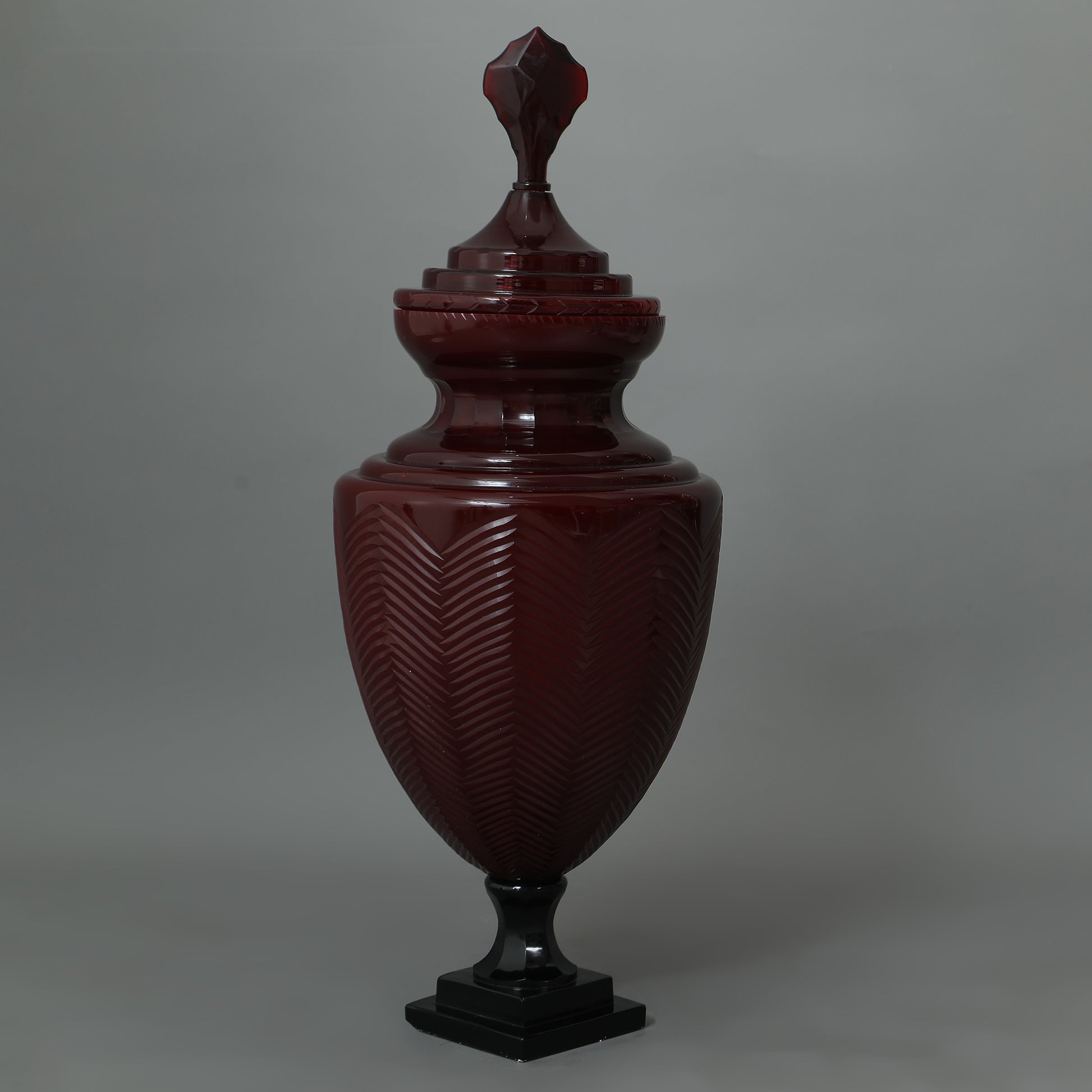 Hand Cut Decor Glass Urn Vase 