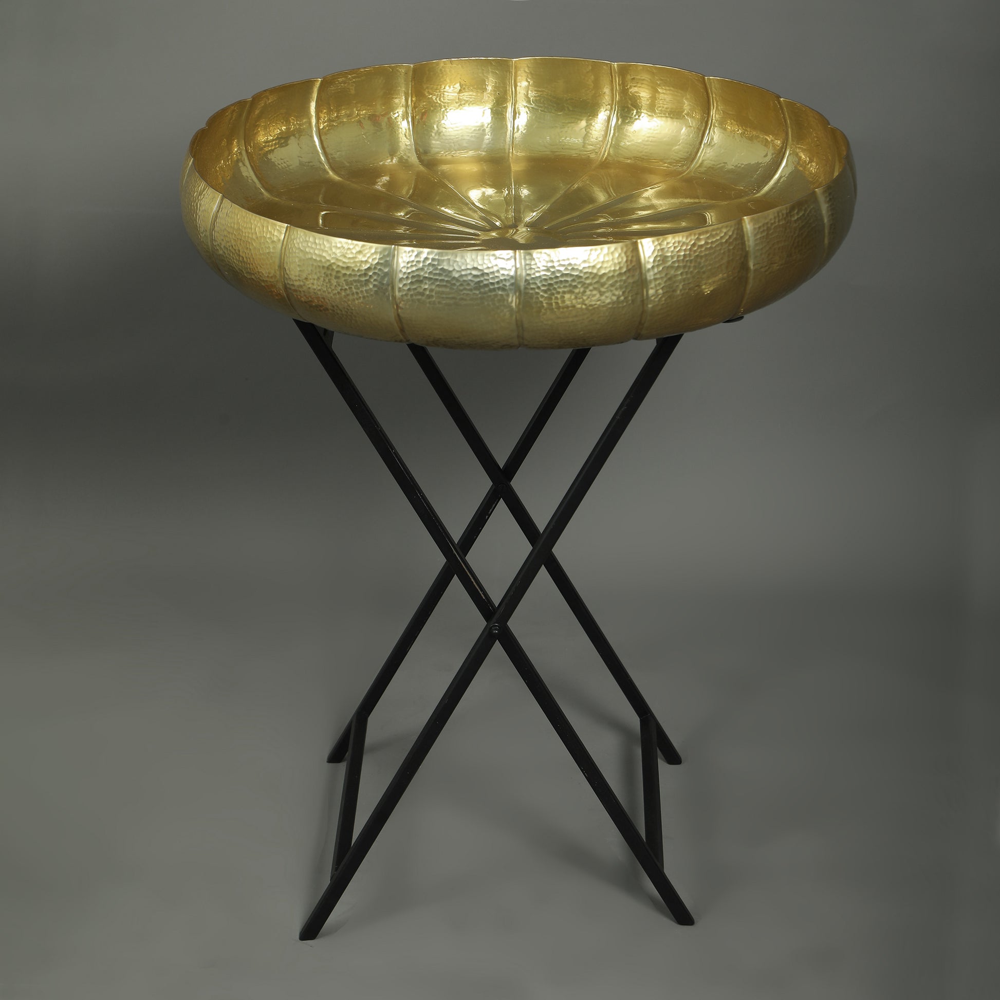 Lotus Hand Made Urli 