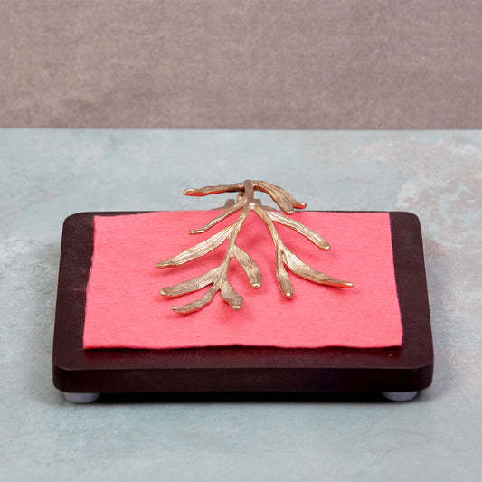 Palm Leaf Wood Tissue Holder