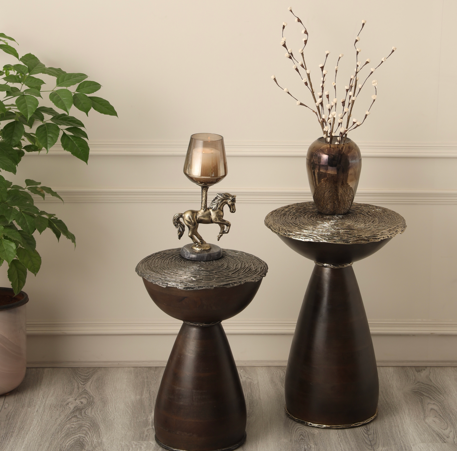 Rose antique silver Side Table