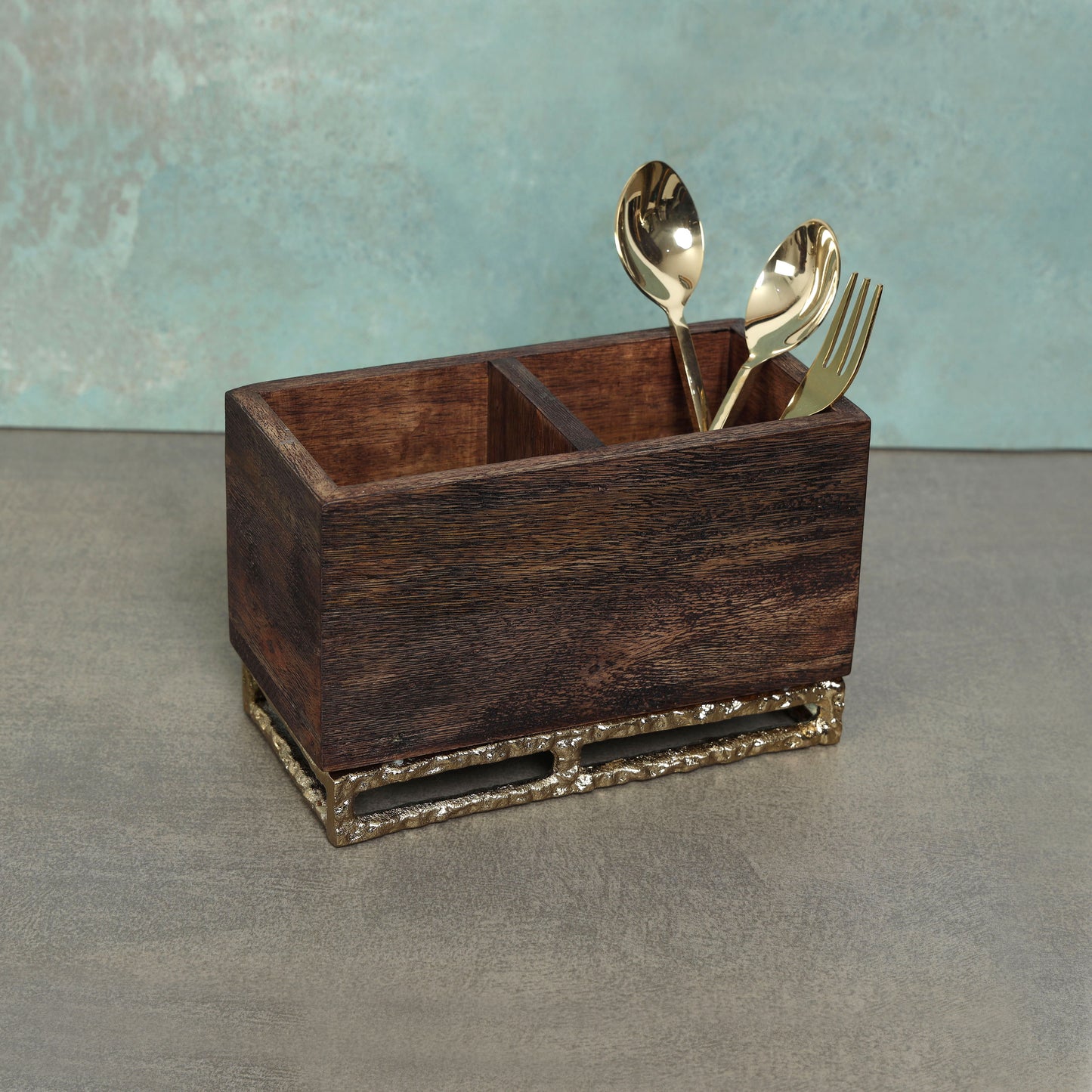 Wooden cutlery holder